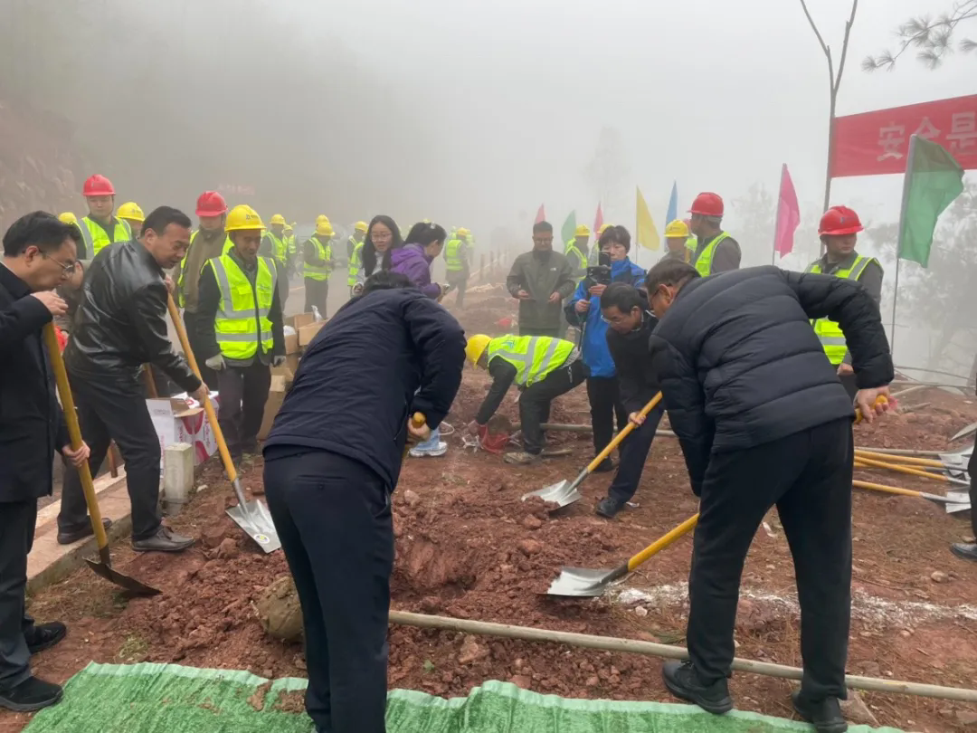 093618448.png 093618448.png